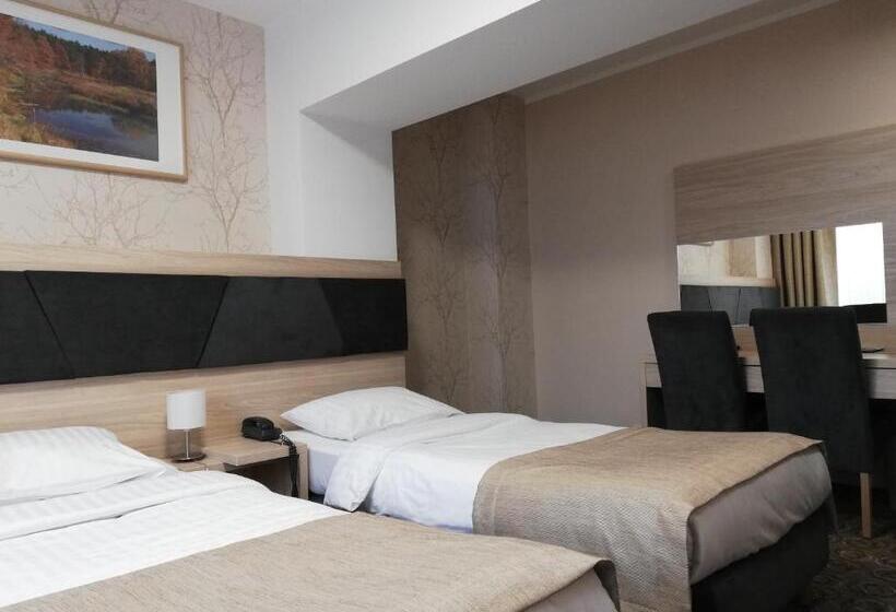 Hotel Wielspin Puszczykowo