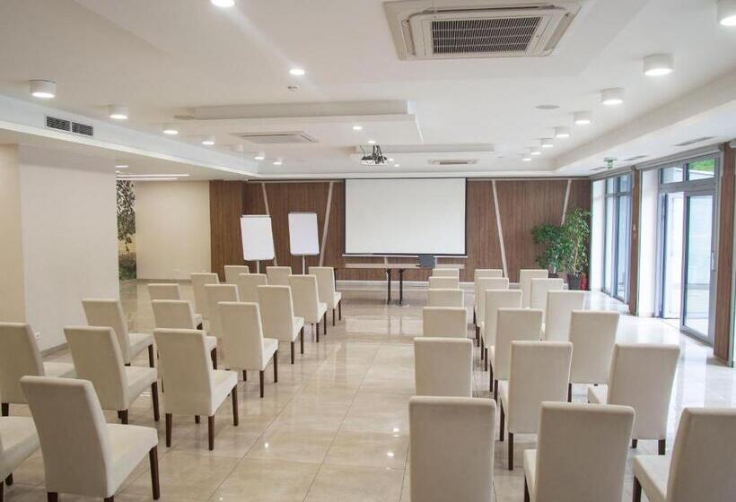 Hotel Wielspin Puszczykowo