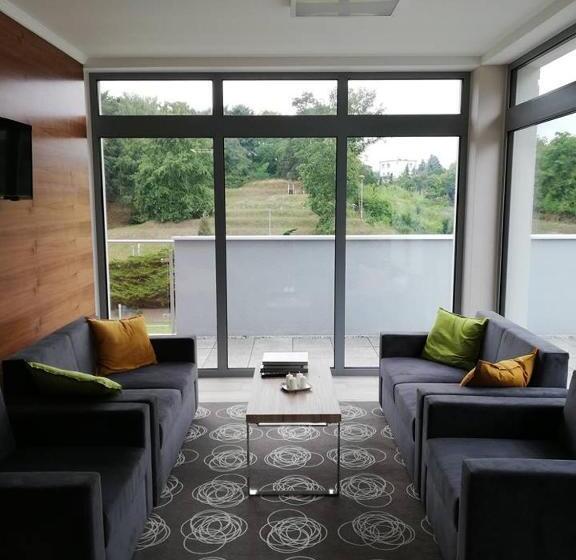 Hotel Wielspin Puszczykowo