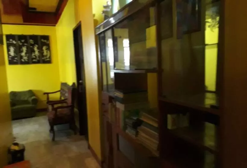 پانسیون Jack & Claud Bed & Breakfast Guest House