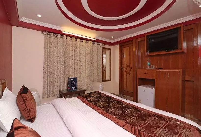 ペンション Krishiv Residency By Oyo Rooms