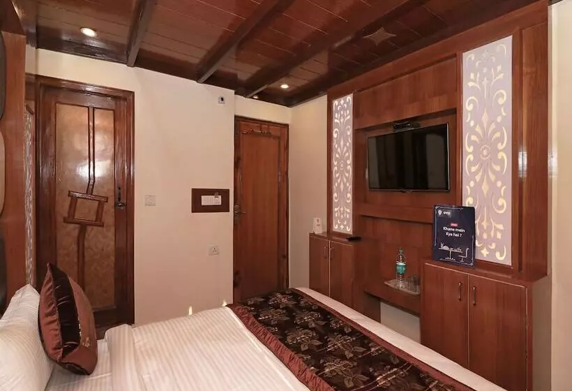 ペンション Krishiv Residency By Oyo Rooms