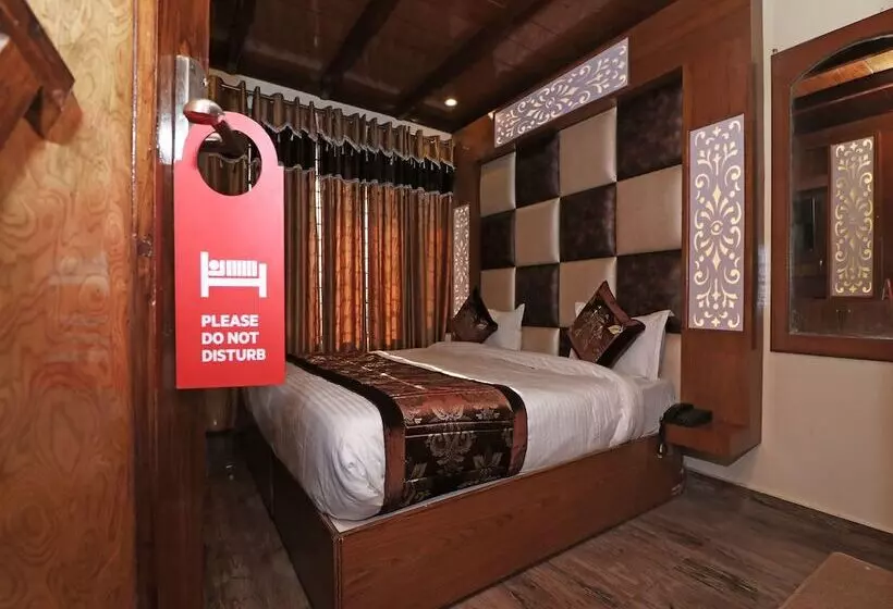 ペンション Krishiv Residency By Oyo Rooms