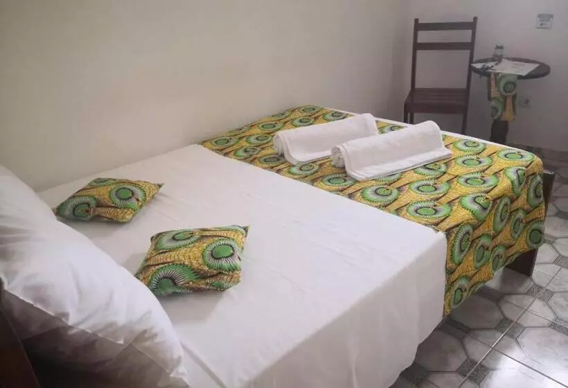 پانسیون Micaval Residential