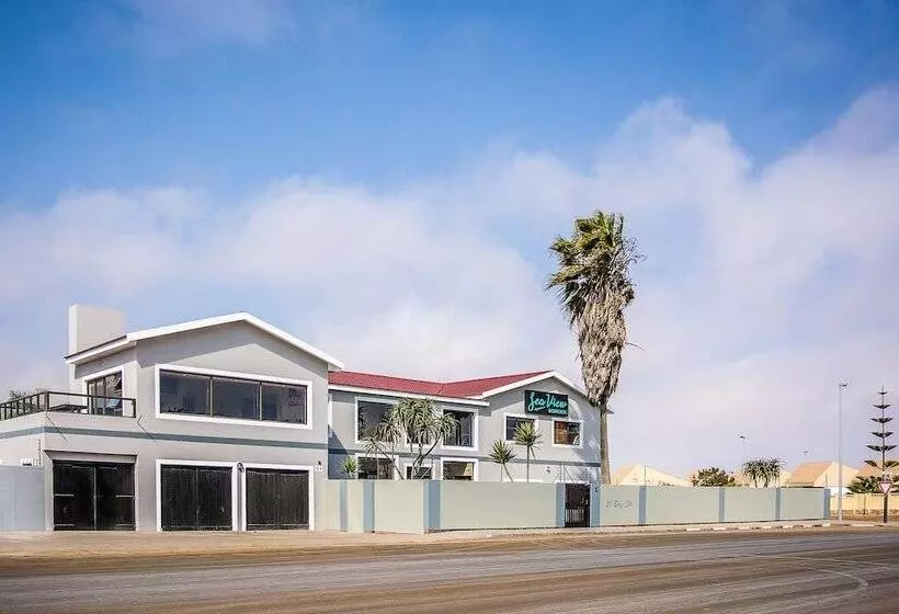 Sea View Backpackers Hostel