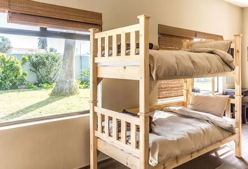 Sea View Backpackers Hostel