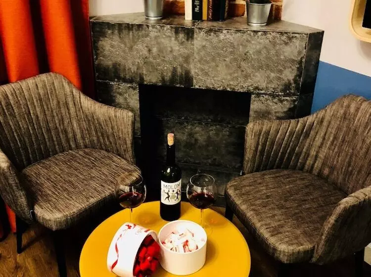Apart Hotel 08 53