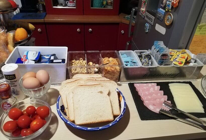 مبيت وإفطار Aloi Rooms