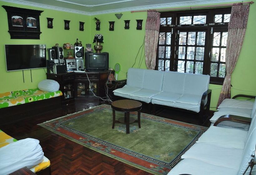 تختخواب و صبحانه Nagarjun Homestay Pvt . Ltd