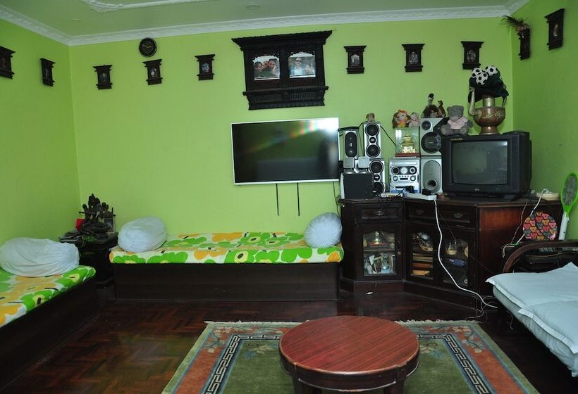 تختخواب و صبحانه Nagarjun Homestay Pvt . Ltd