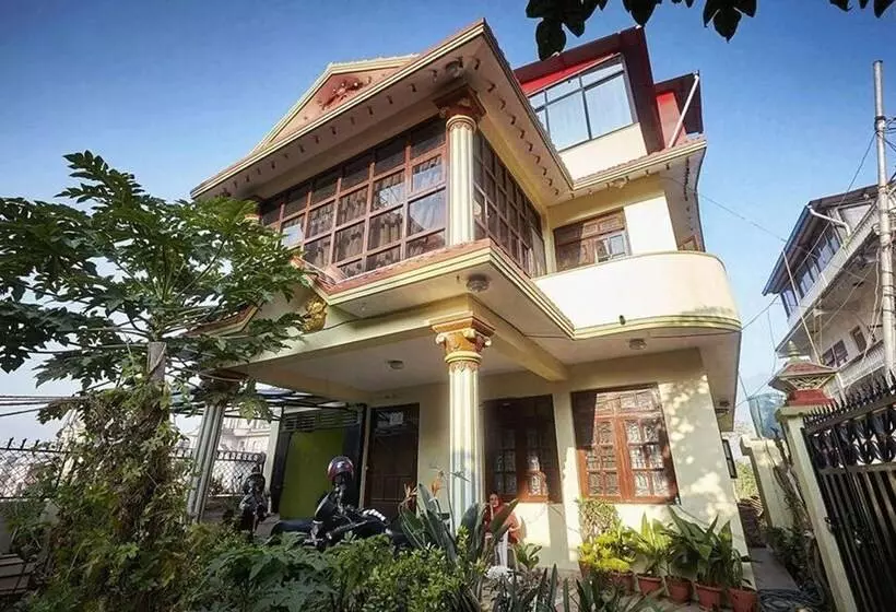 تختخواب و صبحانه Nagarjun Homestay Pvt . Ltd