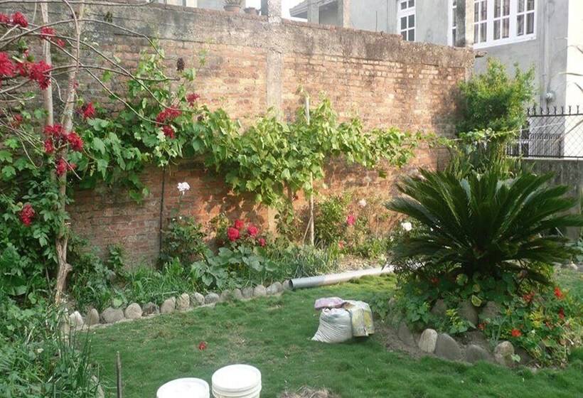 تختخواب و صبحانه Nagarjun Homestay Pvt . Ltd