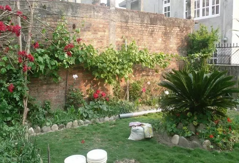 تختخواب و صبحانه Nagarjun Homestay Pvt . Ltd