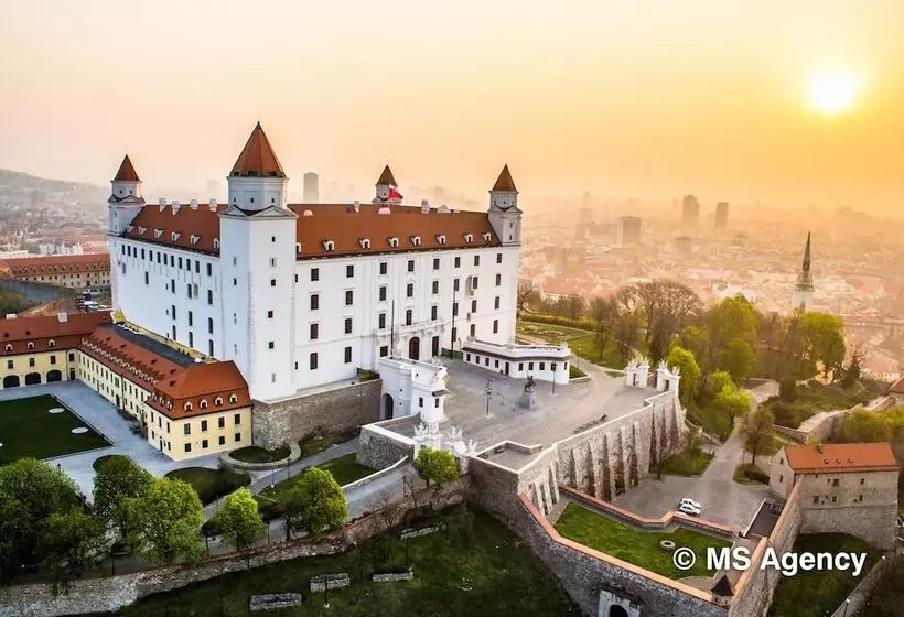 City Center Best Place Apartments