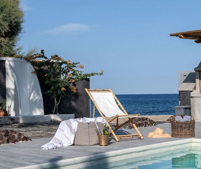 Damma Beachfront Luxury Villa