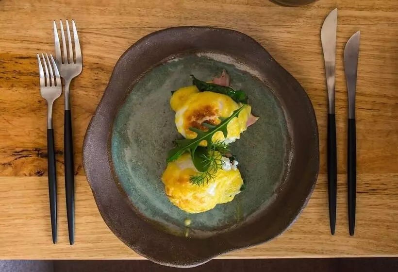 Hostelli Le Petit Manoir Boutique