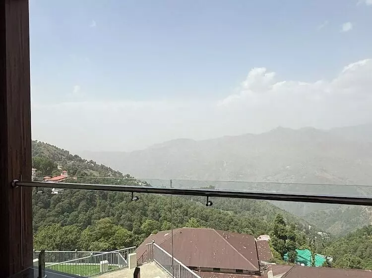ホテル India