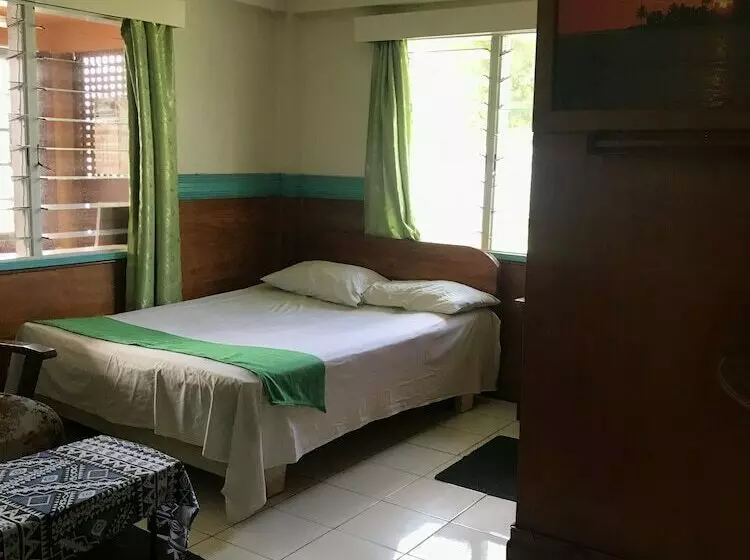 Hotel Labasa Waterfront
