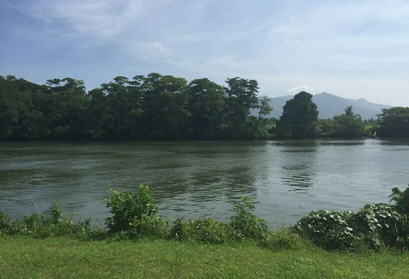 Hotel Labasa Waterfront