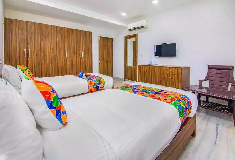 Fabhotel Venkeys Service Apartment Mylapore