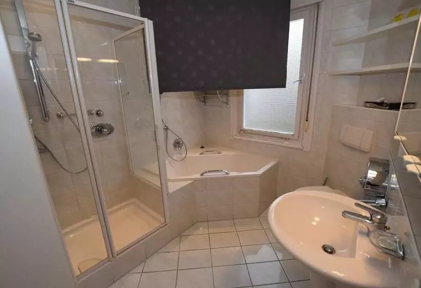 Monteurzimmer Kircheim Unter Teck Hostel