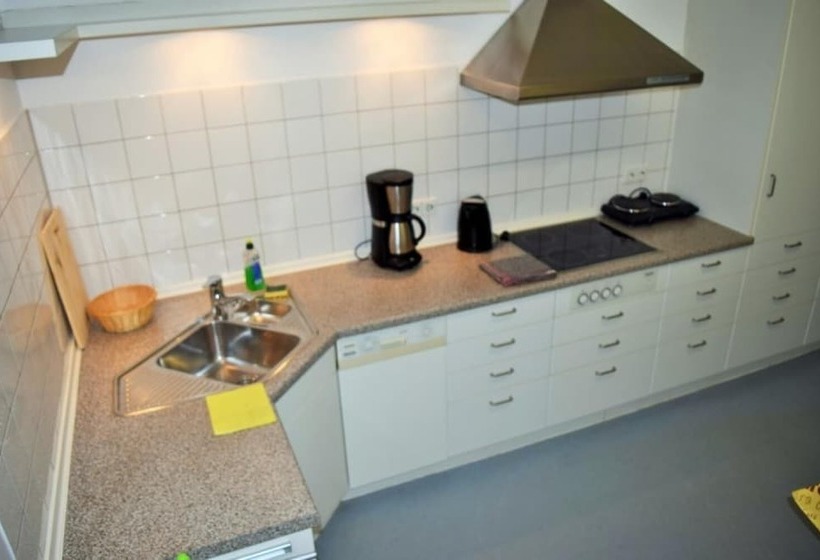 Monteurzimmer Kircheim Unter Teck   Hostel