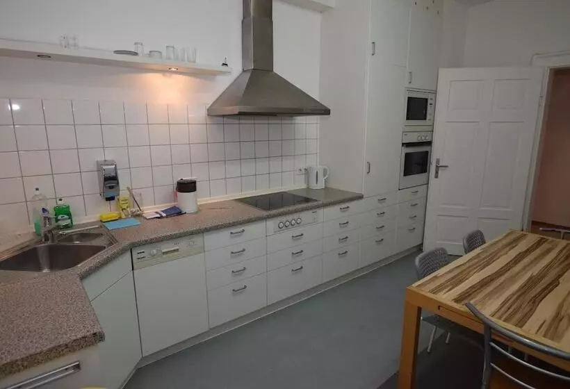 Monteurzimmer Kircheim Unter Teck Hostel