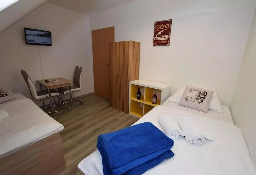 Monteurzimmer Kircheim Unter Teck Hostel