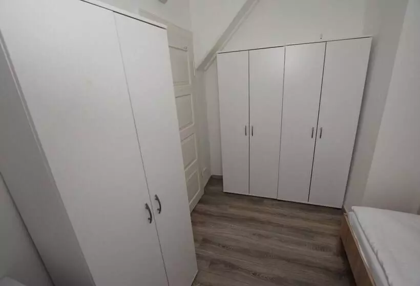 Monteurzimmer Kircheim Unter Teck Hostel