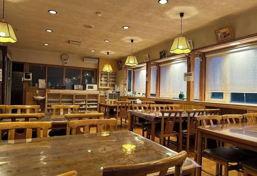 ペンション Kagura House