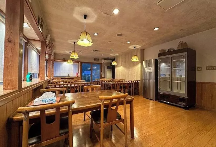 ペンション Kagura House