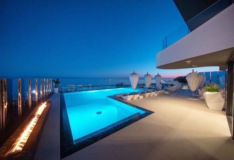 Posh Residence Luxury Suites