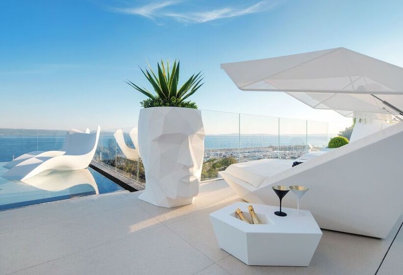 Posh Residence Luxury Suites