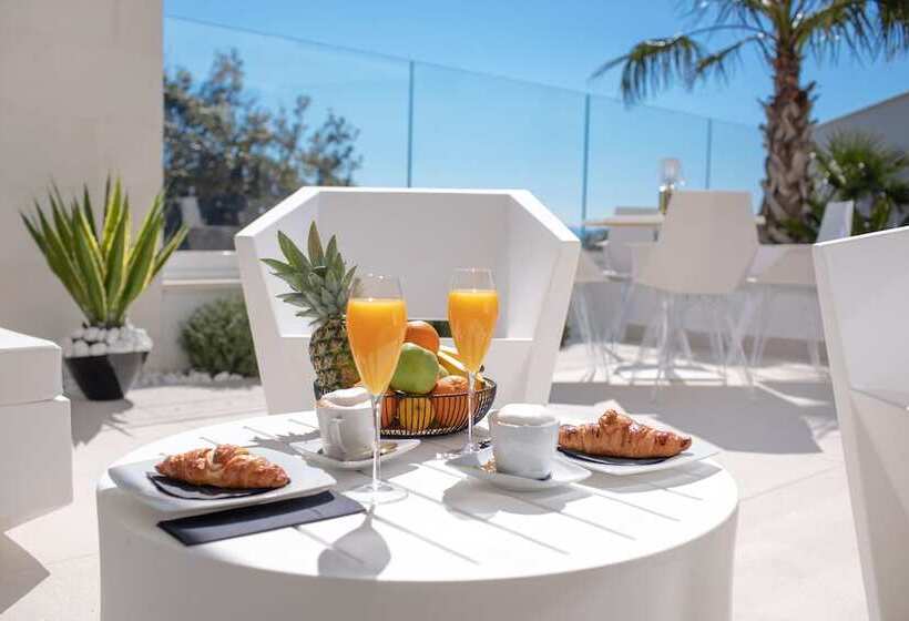 Posh Residence Luxury Suites