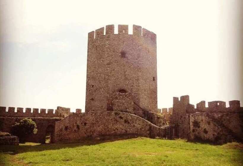 Anastasia Apartments