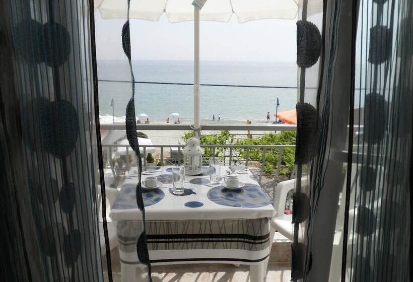 Anastasia Apartments