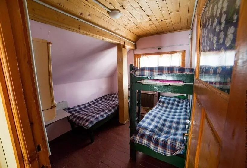 Big Trip Hostel
