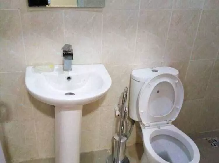 Dabotov Hotel And Suites