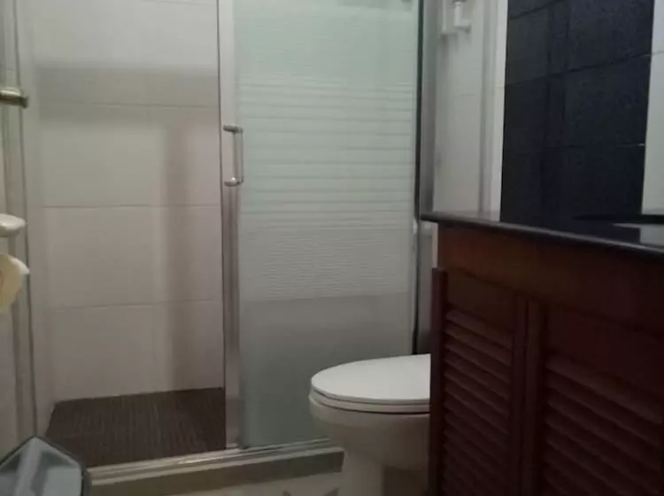 Hotelli Amanentez Olongapo