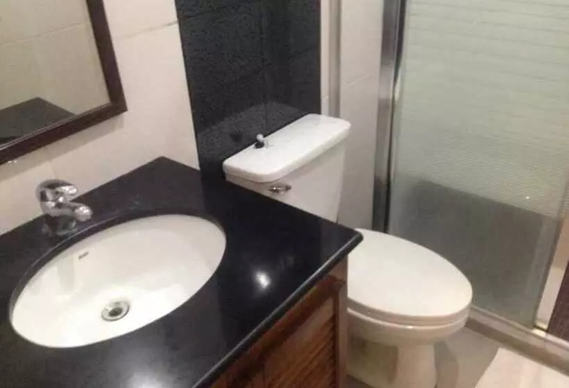 Hotelli Amanentez Olongapo