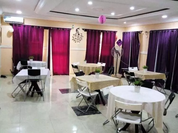 Dabotov Hotel And Suites