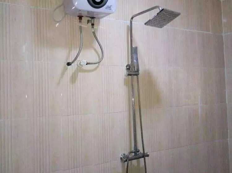 Dabotov Hotel And Suites