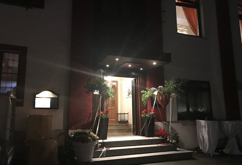 Hotel Zimmervermietung Gasthof Lamm, Zugang Selbstständig über Schlüsseltresor