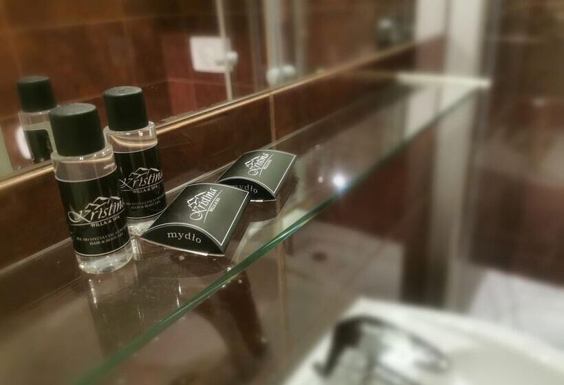 בית מלון כפרי Kristina Willa & Spa