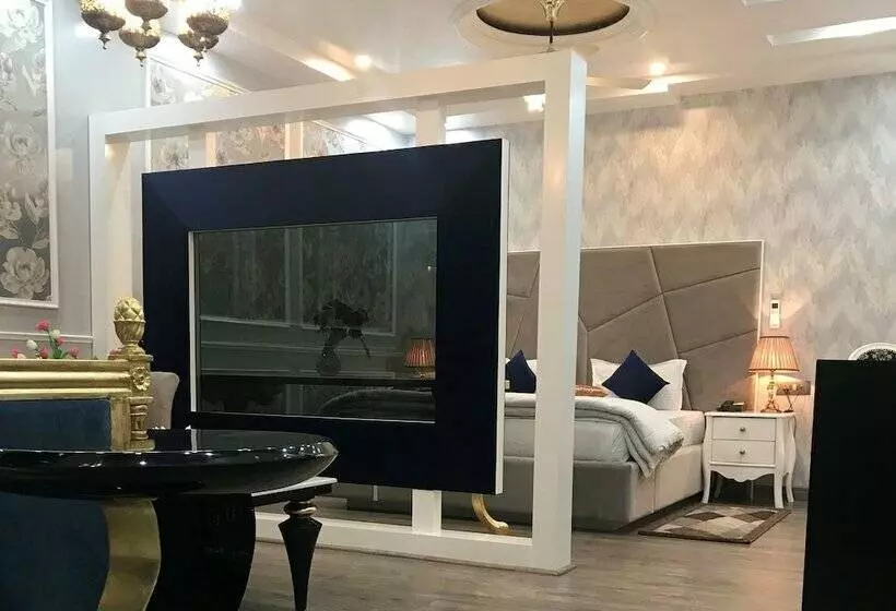 Hotelli Minakshi International