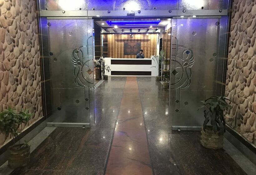 酒店 Minakshi International