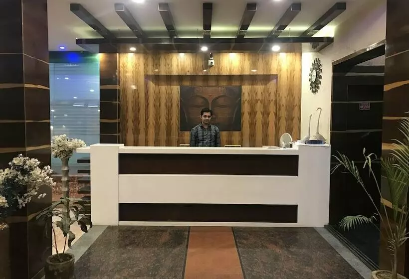 Hotelli Minakshi International