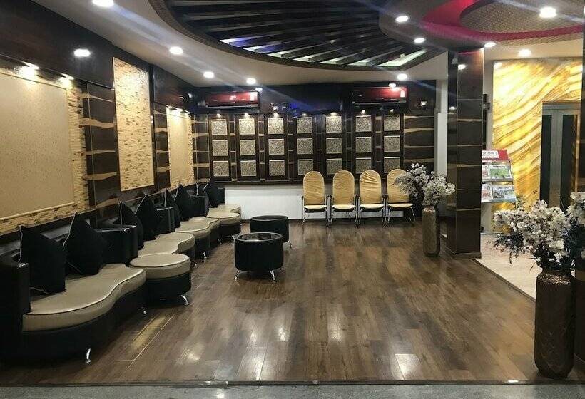 酒店 Minakshi International