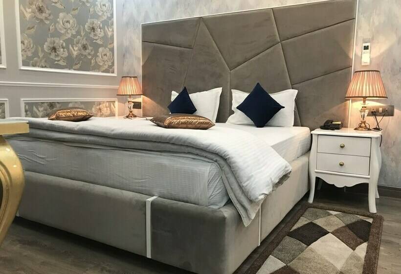 酒店 Minakshi International