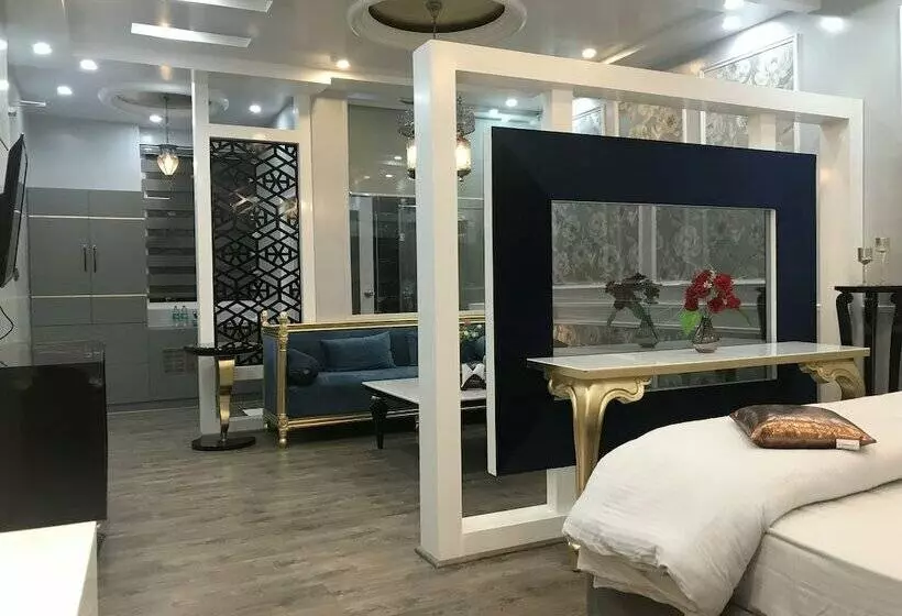 Hotelli Minakshi International